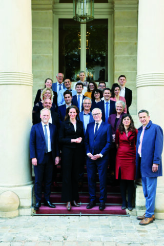 © Quantum Day 2026, Paris, 12 mai 2026. Ambassade d'Allemagne. Quantum Day franco-allemand 2026 Tous les acteurs du Dialogue quantique franco-allemand en présence de Stephan Steinlein, Ambassadeur d'Allemagne en France, et d'Alexandra-Gwyn Paetz, Directrice générale chargée de la souveraineté technologique et de l'innovation au ministère fédéral de la Recherche, de la Technologie et de l’Espace.